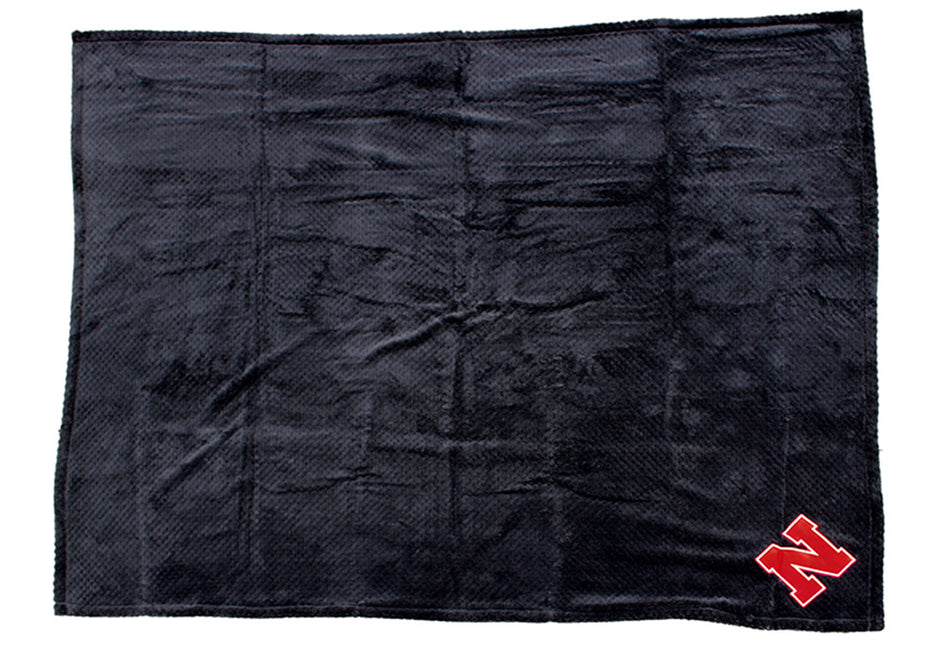 Huskers Soft Waffle Throw