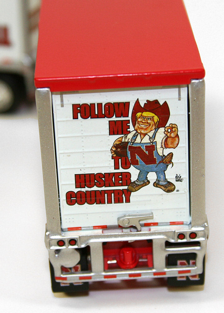2012 NU SEMI TRUCK