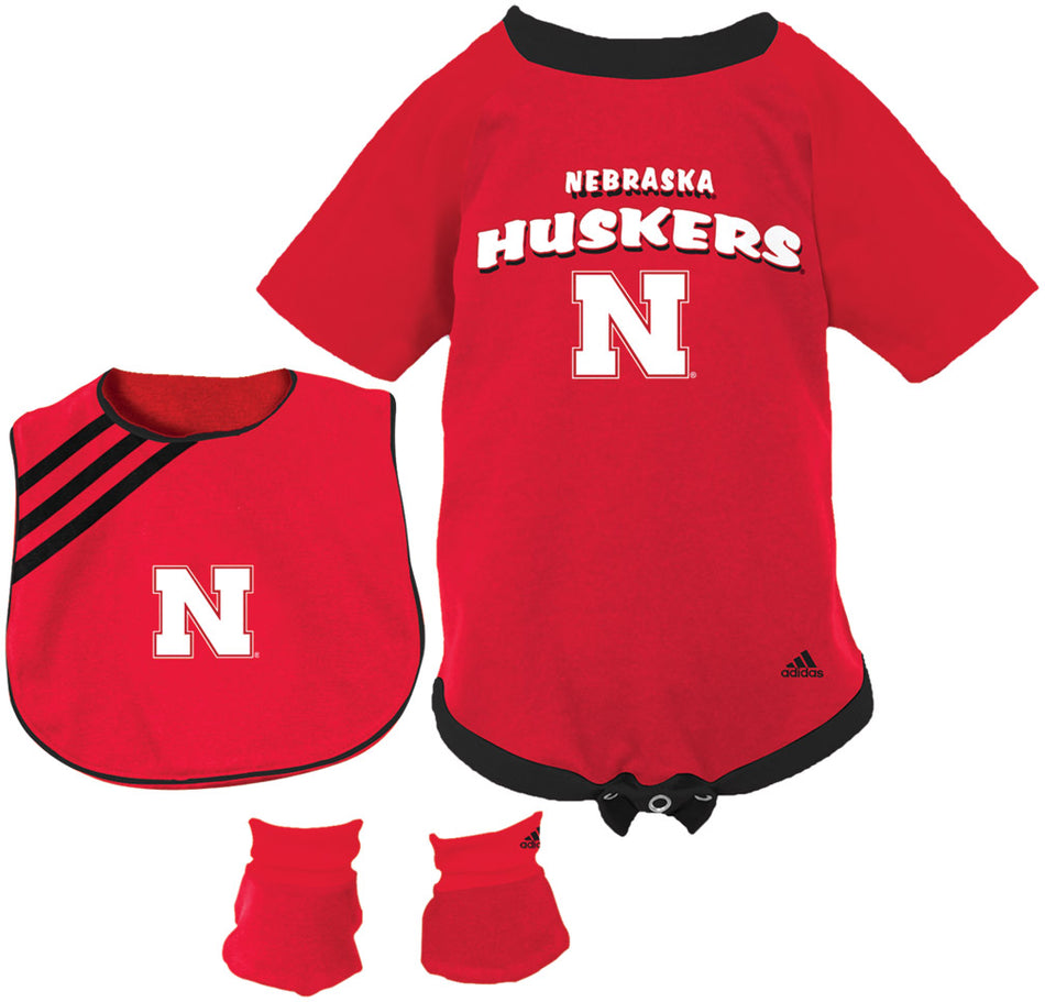 GIRLS BIB & BOOTIE SET