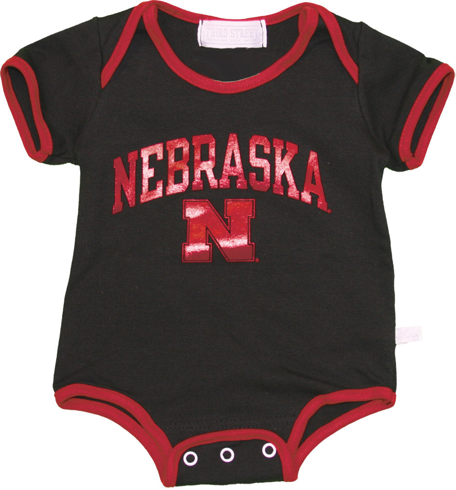3ST BLK ONESIE GO HUSKERS