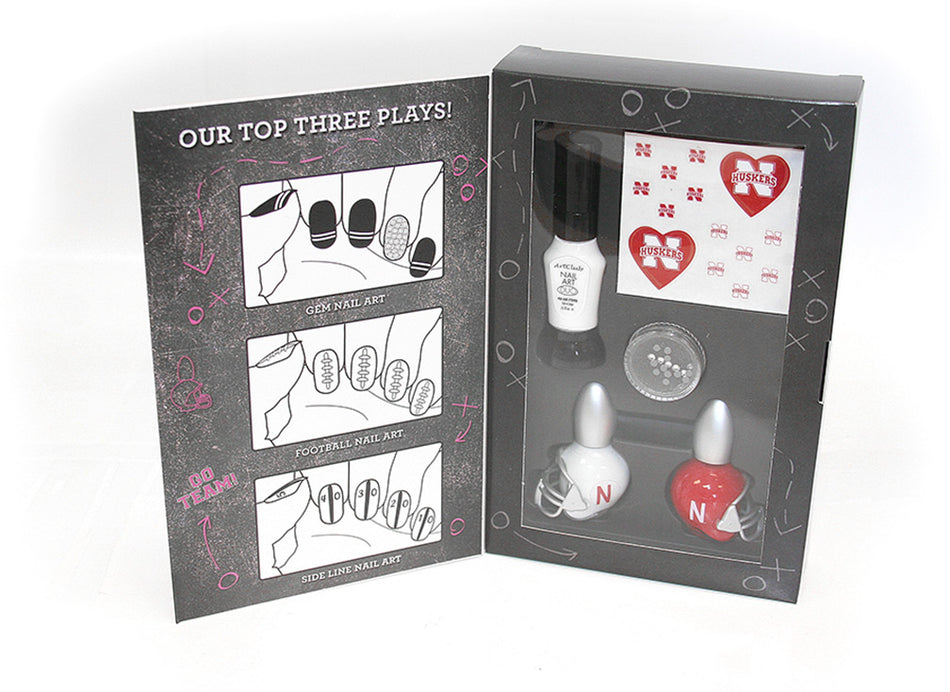Nebraska Cornhuskers Nail Art Playbook