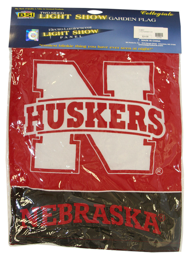 Light Up Husker Garden Flag