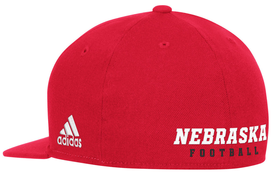 AD PLAYER FLAT BRIM FLEX HAT