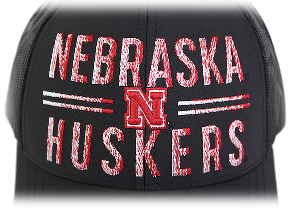 Black W Mesh Trucker Shine Hat