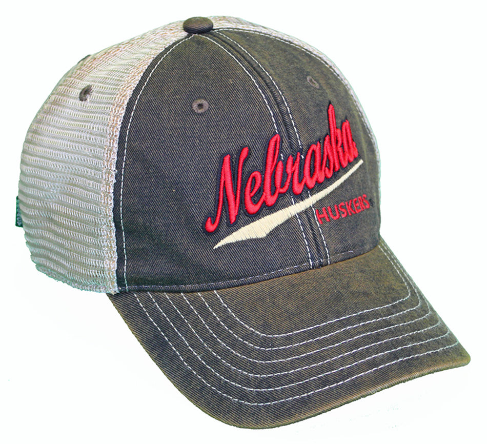 Dustcloud Huskers Tailsweep Trucker