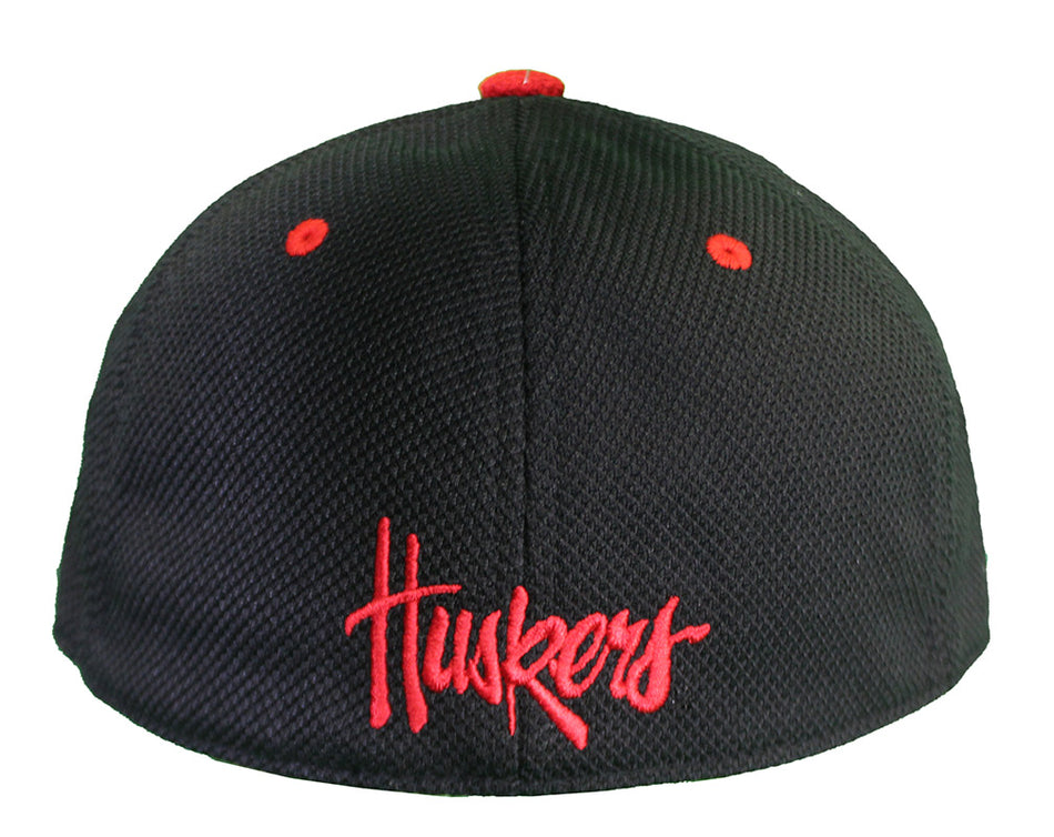 Adidas Nebraska Huskers Flat Bill Fitted Baseball Cap - Black