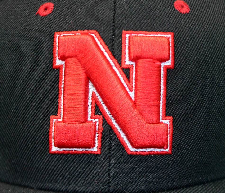 Nebraska Iron N Fitted Lid - Black