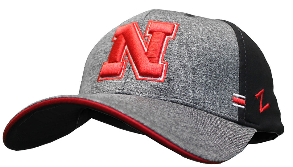 1st & Goal Huskers Side Stripe Zfit Hat