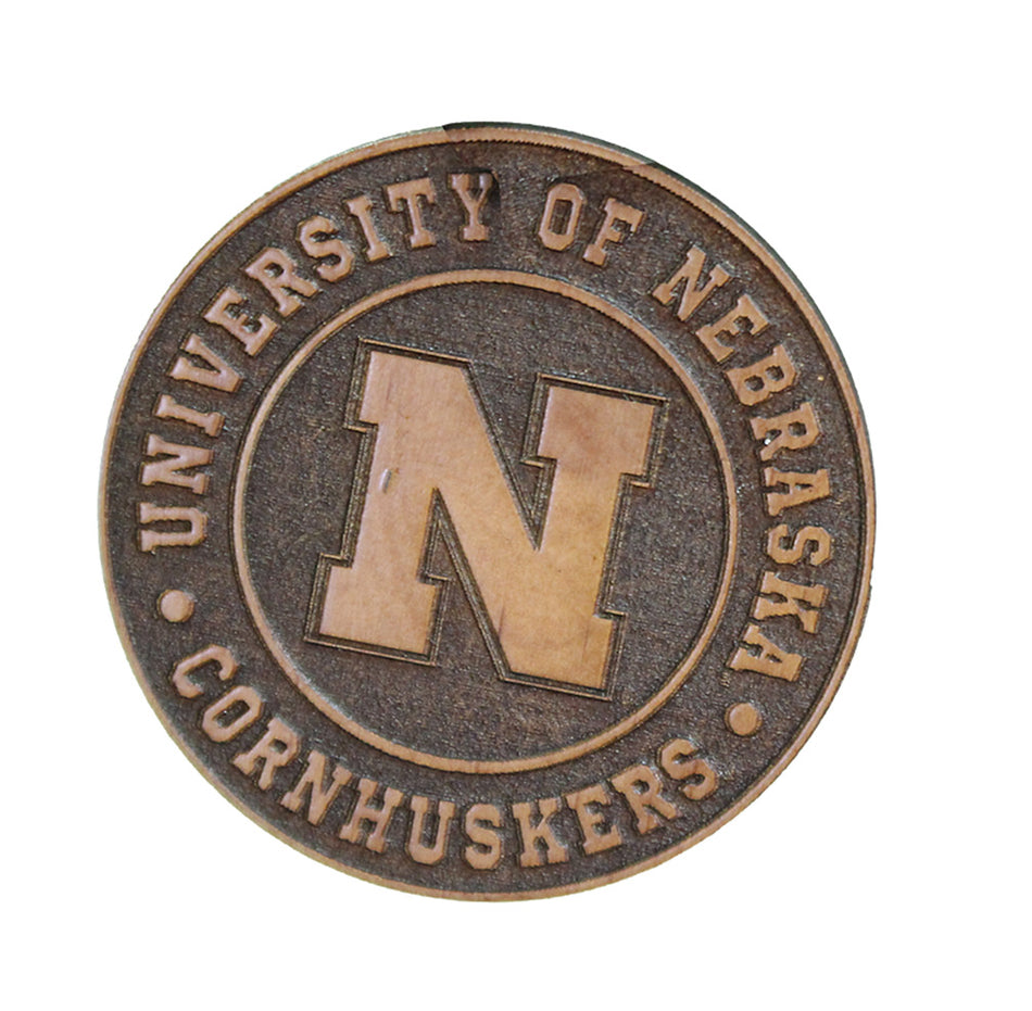 U of N Alder Magnet